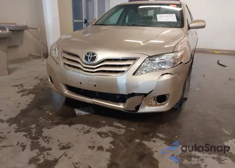 2010 Toyota Camry Le из США, поврежденный, VIN 4T4BF3EK5AR082872